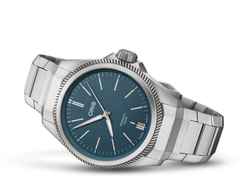 Oris Pro Pilot X Calibre 400 Automatik Titan 39mm blaues Zifferblatt Metallband – Herrenuhren Uhr mit Datum aus Titan. Das Gehäuse ist rund und silber. Das Titanarmband ist silber. Das Zifferblatt ist ein Index in blau. – Ansicht 5