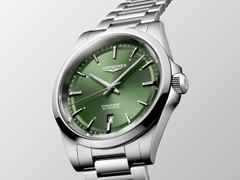 Longines Conquest Automatik Edelstahl 41mm grünes Zifferblatt Metallband – Ansicht 2