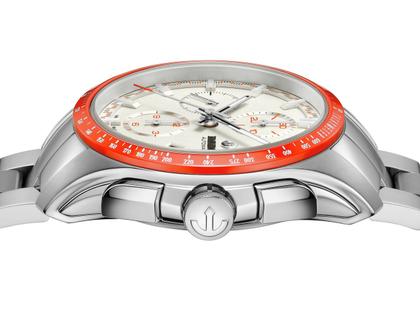 Rado HyperChrome Chronograph Automatik Edelstahl 44mm weißes Zifferblatt Metallband – Herrenuhren Chronograph aus Edelstahl und Keramik. Das Gehäuse ist rund und silber. Das Edelstahlarmband ist silber. Das Zifferblatt ist ein Index in weiß. – Ansicht 3