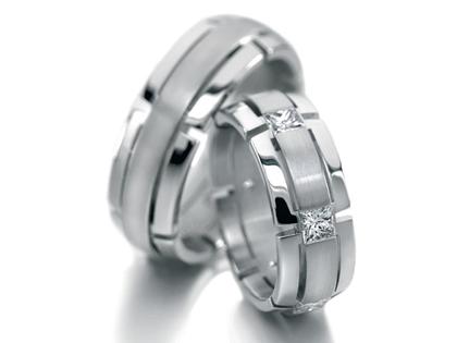 Furrer Jacot Trauring Paar Nr.  8 – Ringe Trauring mit Besatz aus 950 Palladium.
