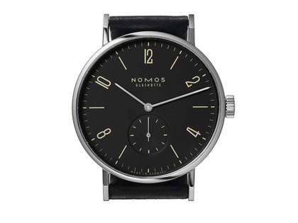 Nomos Glashütte Tangomat Ruthenium Automatik Edelstahl 38mm schwarzes Zifferblatt schwarzes Lederband – Herrenuhren Uhr ohne Datum aus Edelstahl. Das Gehäuse ist rund und silber. Das Lederarmband ist schwarz. Das Zifferblatt ist arabisch Index und grau. – Ansicht 3
