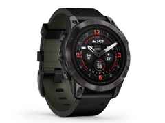Garmin epix Pro Sapphire Titan carbongrau beschichtet 47 mm Lederband schwarz – Herrenuhren Uhr Multifunktion aus DLC beschichtet, Kautschuk und Titan. Das Gehäuse ist rund und schwarz. Das Lederarmband ist schwarz. Das Zifferblatt ist digital und schwarz. – Ansicht 2