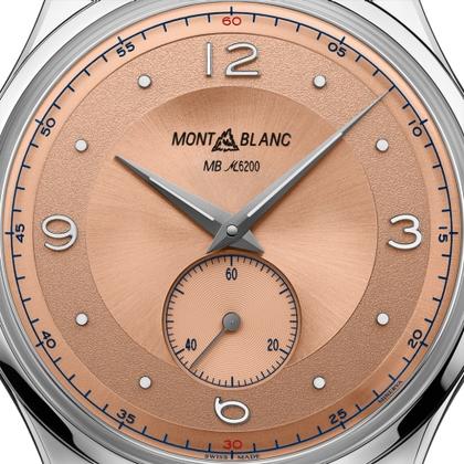 Montblanc Heritage  Handaufzug Small Second 39 mm Edelstahl lachsfarben Lederband Limited Edition – Herrenuhren Uhr ohne Datum aus Edelstahl. Das Gehäuse ist rund und silber. Das Lederarmband Kroko / Alligator ist schwarz. Das Zifferblatt ist arabisch Index und orange. – Ansicht 2