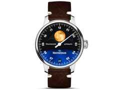 MeisterSinger Stratoscope Automatik Edelstahl blaues Zifferblatt Gold braunes Lederband – Herrenuhren Uhr mit Datum aus Edelstahl. Das Gehäuse ist rund und silber. Das Lederarmband ist braun. Das Zifferblatt ist arabisch Index und blau.