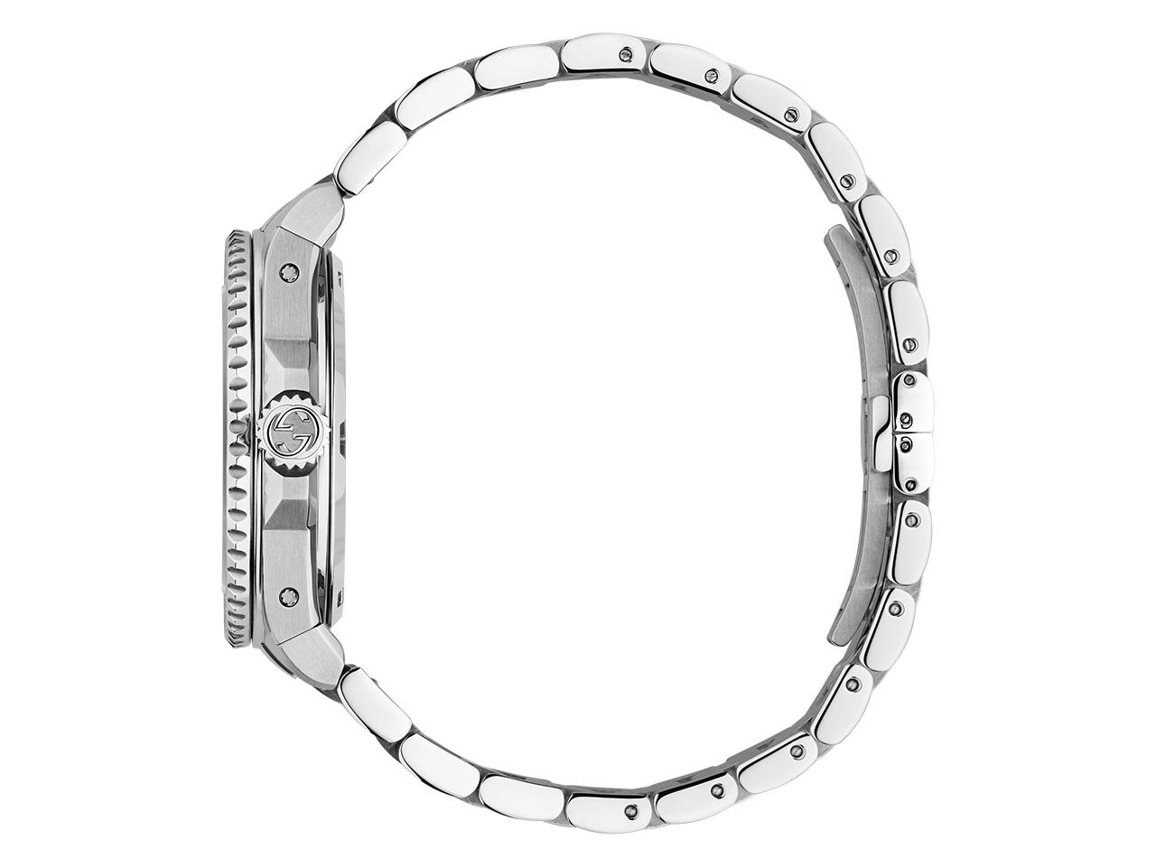 Gucci Dive Automatik Edelstahl 40mm silbernes Zifferblatt Metallband YA136357 – Herrenuhren Uhr ohne Datum aus Edelstahl, PVD beschichtet und vergoldet. Das Gehäuse ist rund und silber. Das Edelstahlarmband ist silber. Das Zifferblatt ist ein Index in silber. – Ansicht 3