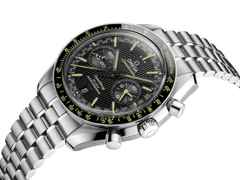 Omega Speedmaster Super Racing Chronograph Automatik Edelstahl 44mm schwarzes Zifferblatt Metallband – Herrenuhren Chronograph aus Edelstahl und Keramik. Das Gehäuse ist rund und silber. Das Edelstahlarmband ist silber. Das Zifferblatt ist ein Index in schwarz. – Ansicht 6