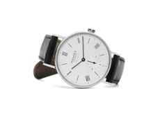 Nomos Glashütte Ludwig 36 Neomatik 75 Jahre Grundgesetz Automatik Edelstahl 36mm weißes Zifferblatt schwarzes Lederband limitiert – Damenuhren Uhr ohne Datum aus Edelstahl und Leder. Das Gehäuse ist rund und silber. Das Lederarmband ist schwarz. Das Zifferblatt ist römisch Index und weiß. – Ansicht 3