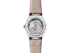 Omega Constellation Automatik Edelstahl 29mm goldenes Zifferblatt mit Brillanten braunes Lederband – Damenuhren Uhr mit Datum aus 750 Gelbgold, Edelstahl und Leder. Das Gehäuse ist rund und silber-gelbgold. Das Lederarmband Kroko / Alligator ist braun. Das Zifferblatt ist ein Index in gelbgold. – Ansicht 2