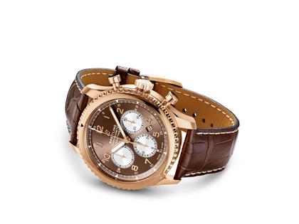 Breitling Navitimer 8 B01 Chronograph 43 Rotgold Bronze Lederband 
