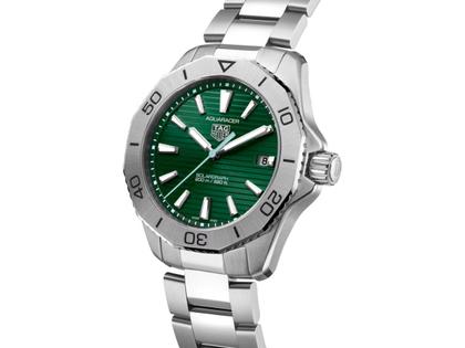 TAG Heuer Aquaracer Professional 200 Solargraph Quarz Edelstahl 40mm grünes Zifferblatt Metallband – Herrenuhren Uhr mit Datum aus Edelstahl. Das Gehäuse ist rund und silber. Das Edelstahlarmband ist silber. Das Zifferblatt ist ein Index in grün. – Ansicht 2