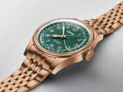 Oris Big Crown Pointer Date Automatik Bronze 40mm grünes Zifferblatt Metallband – Herrenuhren Uhr mit Datum aus Bronze und Edelstahl. Das Gehäuse ist rund. Das Armband ist ein Metallarmband. Das Zifferblatt ist arabisch Index und grün. – Ansicht 3