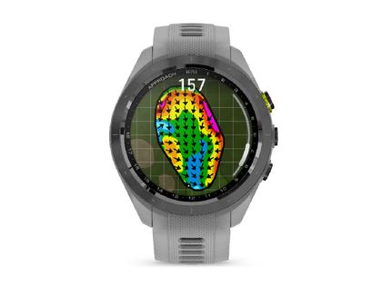 Garmin Approach S70 Smartwatch Kunststoff 42mm digitale Anzeige graues Silikonband – Herrenuhren Uhr Multifunktion aus Keramik und Kunststoff. Das Gehäuse ist rund und grau. Das Kautschuk / Kunststoff / Silikon Armband ist grau. Das Zifferblatt ist digital und schwarz. – Ansicht 2