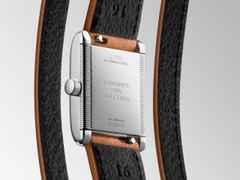 Longines DolceVita   Mini Quarz Edelstahl 22x29mm silbernes Zifferblatt mit Brillanten braunes Lederband – Damenuhren Uhr ohne Datum aus Edelstahl und Leder. Das Gehäuse ist rechteckig und silber. Das Lederarmband ist braun. Das Zifferblatt ist römisch und silber. – Ansicht 3