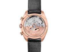 Omega Speedmaster Mondphase Automatik Roségold 44mm schwarzes Zifferblatt – Herrenuhren Chronograph aus 750 Rotgold und Keramik. Das Gehäuse ist rund und roségold. Das Lederarmband ist schwarz. Das Zifferblatt ist ein Index in schwarz. – Ansicht 2