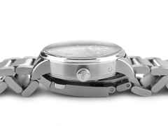 Glashütte Original PanoMaticLunar Automatik Edelstahl 40mm grün Metallband 1-90-02-13-32-70 Full Set Occasion Neu – Herrenuhren Uhr mit Datum aus Edelstahl. Das Gehäuse ist rund und silber. Das Edelstahlarmband ist silber. Das Zifferblatt ist arabisch Index und grün. – Ansicht 3