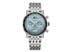 Breitling Navitimer B19 Chronograph 43 Perpetual Calendar Automatik Edelstahl eisblaues Zifferblatt Metallband – Herrenuhren Chronograph aus 950 Platin und Edelstahl. Das Gehäuse ist rund und silber. Das Edelstahlarmband ist silber. Das Zifferblatt ist ein Index in blau.