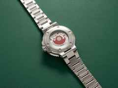 Oris X Bracenet Aquis Date Automatik 36,5mm Edelstahl grünes Zifferblatt Metallband – Damenuhren Uhr mit Datum aus Edelstahl. Das Gehäuse ist rund und silber. Das Edelstahlarmband ist silber. Das Zifferblatt ist ein Index in grün. – Ansicht 3