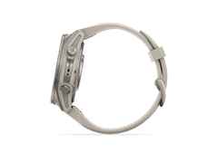 Garmin Fenix 9 faserverstärktes Polymer 43mm digitales Display graues Silikonband – Herrenuhren Uhr Multifunktion aus Kautschuk, Kunststoff und Titan. Das Gehäuse ist rund und grau. Das Kautschuk / Kunststoff / Silikon Armband ist grau. Das Zifferblatt ist digital und schwarz. – Ansicht 3