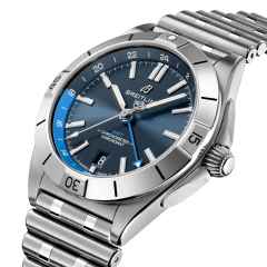 Breitling Chronomat Automatic GMT 40 Sylt Edition Edelstahl blaues Zifferblatt Metallband – Herrenuhren Uhr mit Datum aus Edelstahl. Das Gehäuse ist rund und silber. Das Edelstahlarmband ist silber. Das Zifferblatt ist ein Index in blau. – Ansicht 2