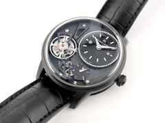 Maurice Lacroix Masterpiece Gravity Limited Edition Automatik Edelstahl 43mm schwarz Lederband MP6118-PVB01-330 Full Set Occasion Neu – Herrenuhren Uhr ohne Datum aus Edelstahl und PVD beschichtet. Das Gehäuse ist rund und schwarz. Das Lederarmband Kroko / Alligator ist schwarz. Das Zifferblatt ist ein Index in schwarz. – Ansicht 4