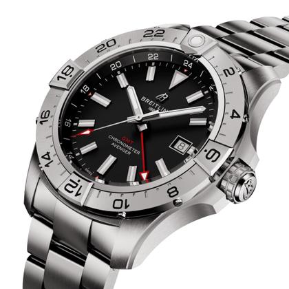 Breitling Avenger GMT 44 Automatik Edelstahl schwarzes Zifferblatt Metallband – Herrenuhren Uhr mit Datum aus Edelstahl. Das Gehäuse ist rund und silber. Das Edelstahlarmband ist silber. Das Zifferblatt ist ein Index in schwarz. – Ansicht 2