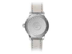 MeisterSinger Neo  Plus silber – Herrenuhren Uhr mit Datum aus Edelstahl. Das Gehäuse ist rund und silber. Das Lederarmband ist blau. Das Zifferblatt ist arabisch und silber. – Ansicht 2