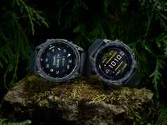 Garmin tactix 8 AMOLED Quarz Polymer und Titan 51mm digitales Zifferblatt schwarzes Nylonband – Herrenuhren Uhr Multifunktion aus DLC beschichtet, Kunststoff und Titan. Das Gehäuse ist rund und schwarz. Das Textilarmband ist schwarz. Das Zifferblatt ist digital und schwarz. – Ansicht 6