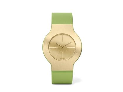 Niessing Radius 9 Kontura Größe L 42,3 mm Automatik  Gelbgold Lederband mint – Herrenuhren Uhr ohne Datum aus 750 Gelbgold. Das Gehäuse ist sonstige Form und gelbgold. Das Lederarmband ist grün. Das Zifferblatt ist ein Index in gelbgold.