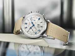 Glashütte Original Senator Chronograph Automatik Edelstahl 41mm weißes Zifferblatt beiges Textilband – Herrenuhren Chronograph aus Edelstahl. Das Gehäuse ist rund und silber. Das Textilarmband ist beige. Das Zifferblatt ist römisch Index und silber. – Ansicht 6