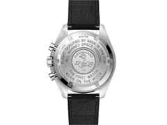 Omega Speedmaster Moonwatch Professional Chronograph Hesalitglas Handaufzug Edelstahl 42mm schwarzes Zifferblatt schwarzes Textilband – Herrenuhren Chronograph aus Edelstahl und eloxiertes Aluminium. Das Gehäuse ist rund und silber. Das Textilarmband ist schwarz. Das Zifferblatt ist ein Index in schwarz. – Ansicht 3