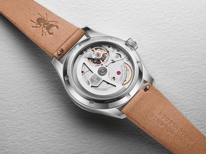 Oris Big Crown Pointer Date Calibre 403 Automatik Edelstahl 40mm rosa Zifferblatt braunes Lederband – Herrenuhren Uhr mit Datum aus Edelstahl und Leder. Das Gehäuse ist rund und silber. Das Lederarmband ist braun. Das Zifferblatt ist arabisch und rosa. – Ansicht 5