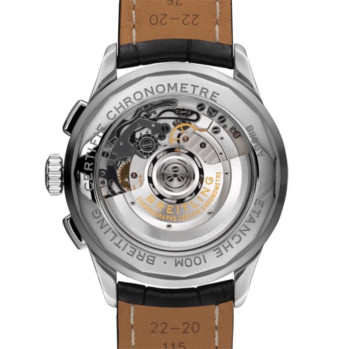 Breitling Premier B01 Chronograph 42 Automatik Edelstahl schwarzes Zifferblatt schwarzes Lederband – Herrenuhren Chronograph aus Edelstahl. Das Gehäuse ist rund und silber. Das Lederarmband ist schwarz. Das Zifferblatt ist ein Index in schwarz. – Ansicht 2