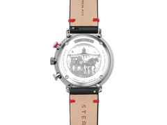 Sternglas Hamburg Chrono Quarz Edelstahl 42mm weißes Zifferblatt braunes Lederband – Herrenuhren Chronograph aus Edelstahl. Das Gehäuse ist rund und silber. Das Lederarmband ist braun. Das Zifferblatt ist arabisch Index und weiß. – Ansicht 4