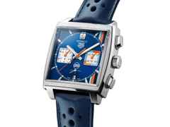 TAG Heuer Monaco Chronograph x Gulf Automatik Edelstahl 39mm blaues Zifferblatt blaues Lederband – Herrenuhren Chronograph aus Edelstahl. Das Gehäuse ist quadratisch und silber. Das Lederarmband ist blau. Das Zifferblatt ist ein Index in blau. – Ansicht 2