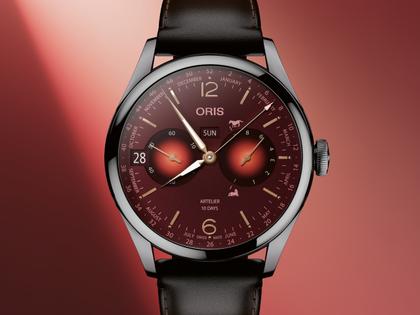 Oris Artelier Calibre 113 Year of the Horse Handaufzug Edelstahl 43mm rotes Zifferblatt braunes Lederband limitiert – Herrenuhren Uhr mit Datum aus Edelstahl und Leder. Das Gehäuse ist rund und silber. Das Lederarmband ist braun. Das Zifferblatt ist arabisch Index und rot. – Ansicht 4