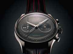 Union Glashütte Noramis Chronograph Paul Pietsch Sonderedition Automatik Edelstahl 42mm schwarzes Zifferblatt schwarzes Lederband – Herrenuhren Chronograph aus Edelstahl. Das Gehäuse ist rund und silber. Das Lederarmband ist schwarz. Das Zifferblatt ist arabisch Index und schwarz. – Ansicht 2
