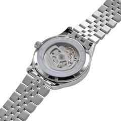 Bruno Söhnle Glashütte Turin Automatik Edelstahl 39,5mm hellgrünes Zifferblatt Metallband – Herrenuhren Uhr mit Datum aus Edelstahl. Das Gehäuse ist rund und silber. Das Edelstahlarmband ist silber. Das Zifferblatt ist ein Index in grün. – Ansicht 3
