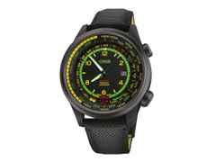 Oris ProPilot Altimeter "Mission Control" X Bamford Watch Department Automatik Karbon 47mm schwarzes Zifferblatt schwarzes Textilband Limited Edition – Herrenuhren Uhr mit Datum aus Carbon, Leder, PVD beschichtet und Titan. Das Gehäuse ist rund und schwarz. Das Textilarmband ist schwarz. Das Zifferblatt ist arabisch Index und schwarz.