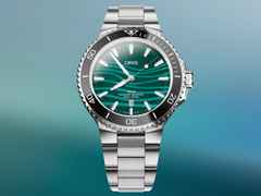 Oris Aquis Date Yangtze Jiangtun Limited Edition Automatik Edelstahl 43,5mm grünes Zifferblatt Metallband – Herrenuhren Uhr mit Datum aus Edelstahl. Das Gehäuse ist rund und silber. Das Edelstahlarmband ist silber. Das Zifferblatt ist ein Index in grün. – Ansicht 2