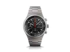 Porsche Design Chronograph 1 - 1975 Limited Edition – Herrenuhren Chronograph aus Titan. Das Gehäuse ist rund und silber. Das Textilarmband ist weiß. Das Zifferblatt ist ein Index in schwarz.