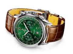 Breitling Premier B01 Chronograph 42 Automatik Edelstahl grünes Zifferblatt braunes Lederband – Herrenuhren Chronograph aus Edelstahl. Das Gehäuse ist rund und silber. Das Lederarmband Kroko / Alligator ist braun. Das Zifferblatt ist arabisch und grün. – Ansicht 2