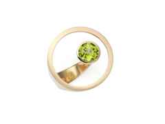Angela Hübel Schatzinsel mit Peridot Damenring Roségold – Ringe Ring mit Besatz aus 750 Rotgold.