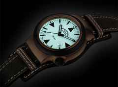 Mühle Glashütte S.A.R. Rescue-Timer Bronze Limited Edition Automatik 42mm weißes Zifferblatt schwarzes Kautschukband – Herrenuhren Uhr mit Datum aus Bronze. Das Gehäuse ist rund und roségold. Das Kautschuk / Kunststoff / Silikon Armband ist schwarz. Das Zifferblatt ist ein Index in weiß. – Ansicht 3