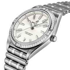 Breitling Chronomat Automatic 36 Edelstahl weißes Zifferblatt mit Brillanten Metallband – Damenuhren Uhr mit Datum aus Edelstahl. Das Gehäuse ist rund und silber. Das Edelstahlarmband ist silber. Das Zifferblatt ist ein Index in weiß. – Ansicht 3