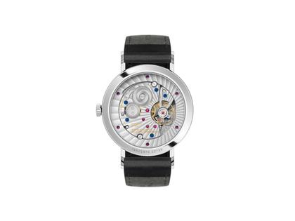 Nomos Glashütte Tangente 2date Handaufzug Edelstahl 38mm blaues Zifferblatt schwarzes Lederband Glasboden – Herrenuhren Uhr mit Datum aus Edelstahl und Leder. Das Gehäuse ist rund und silber. Das Lederarmband ist schwarz. Das Zifferblatt ist arabisch Index und blau. – Ansicht 2