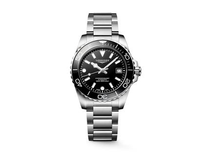 Longines HydroConquest Automatik Edelstahl 39mm schwarzes Zifferblatt Metallband – Herrenuhren Uhr mit Datum aus Edelstahl. Das Gehäuse ist rund und silber. Das Edelstahlarmband ist silber. Das Zifferblatt ist ein Index in schwarz.
