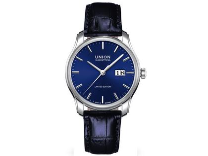 Union Glashütte Belisar Datum Sonderedition 125 Jahre Juwelier Roller Automatik Edelstahl 41mm blaues Zifferblatt blaues Lederband – Herrenuhren Uhr mit Datum aus Edelstahl. Das Armband ist ein Lederarmband. Der Zifferblatt ist ein Index.