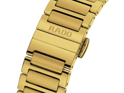 Rado DiaStar Original Skeleton Automatik Edelstahl Gelbgold-PVD 38mm skelettiertes Zifferblatt Metallband – Damenuhren Uhr ohne Datum aus Edelstahl und PVD beschichtet. Das Gehäuse ist oval und gelbgold. Das Edelstahlarmband ist gelbgold. Das Zifferblatt ist ein Index in grau. – Ansicht 5