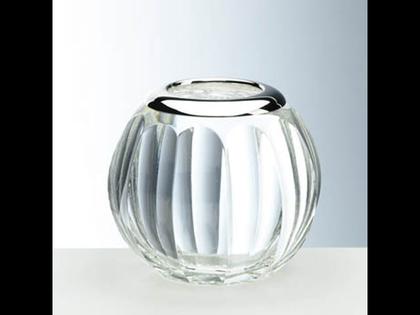Sonja Quandt Vase – Silberwaren Silber Vase .