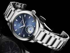 Glashütte Original Lady Serenade Luna Automatik Edelstahl 32,5mm blaues Zifferblatt Metallband – Damenuhren Uhr ohne Datum aus Edelstahl. Das Gehäuse ist rund und silber. Das Edelstahlarmband ist silber. Das Zifferblatt ist ein Index in blau. – Ansicht 2